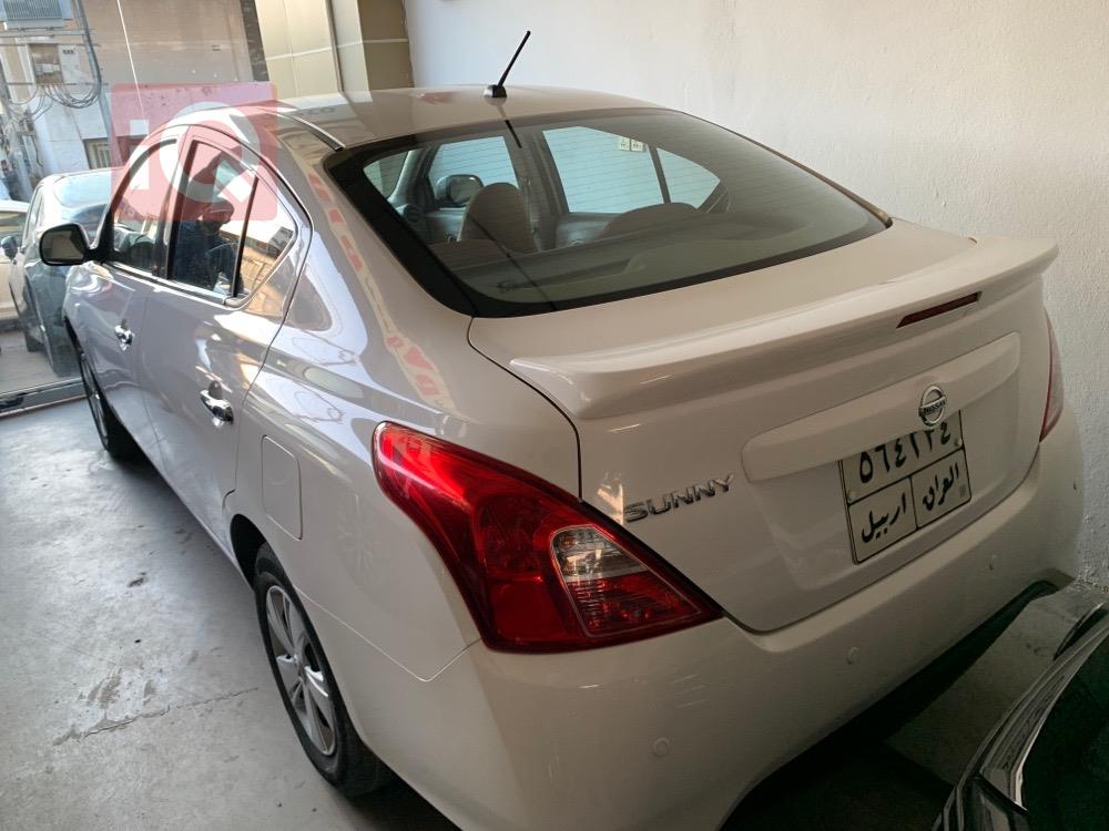 Nissan Sunny
